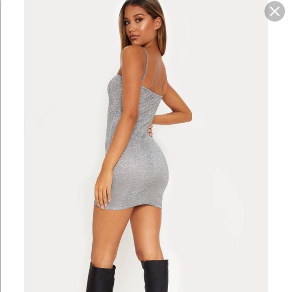 Pretty little Thing Glitter Dress - Picture 2 of 2
